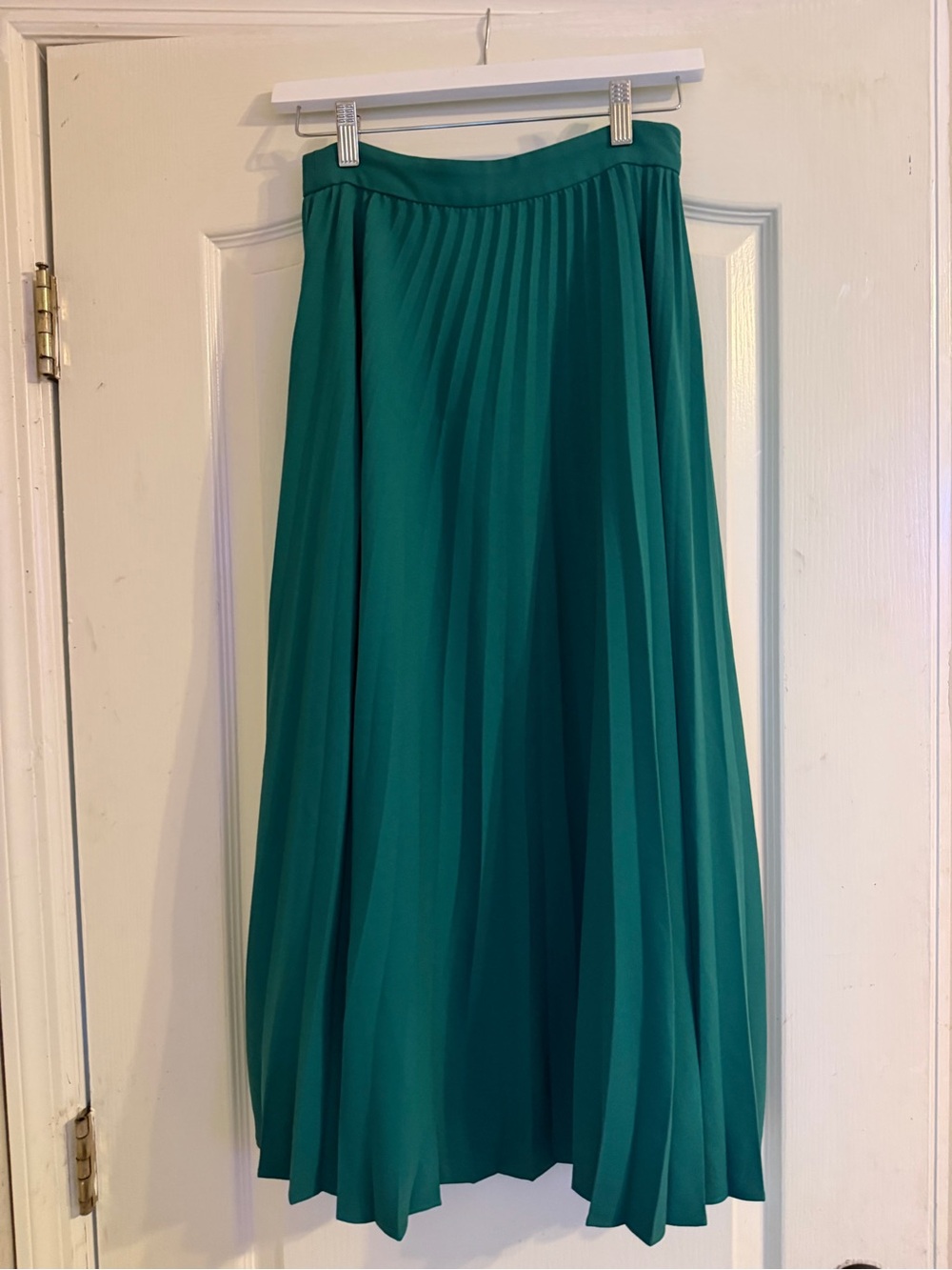Ann Taylor Emerald Green Pleated Maxi Skirt